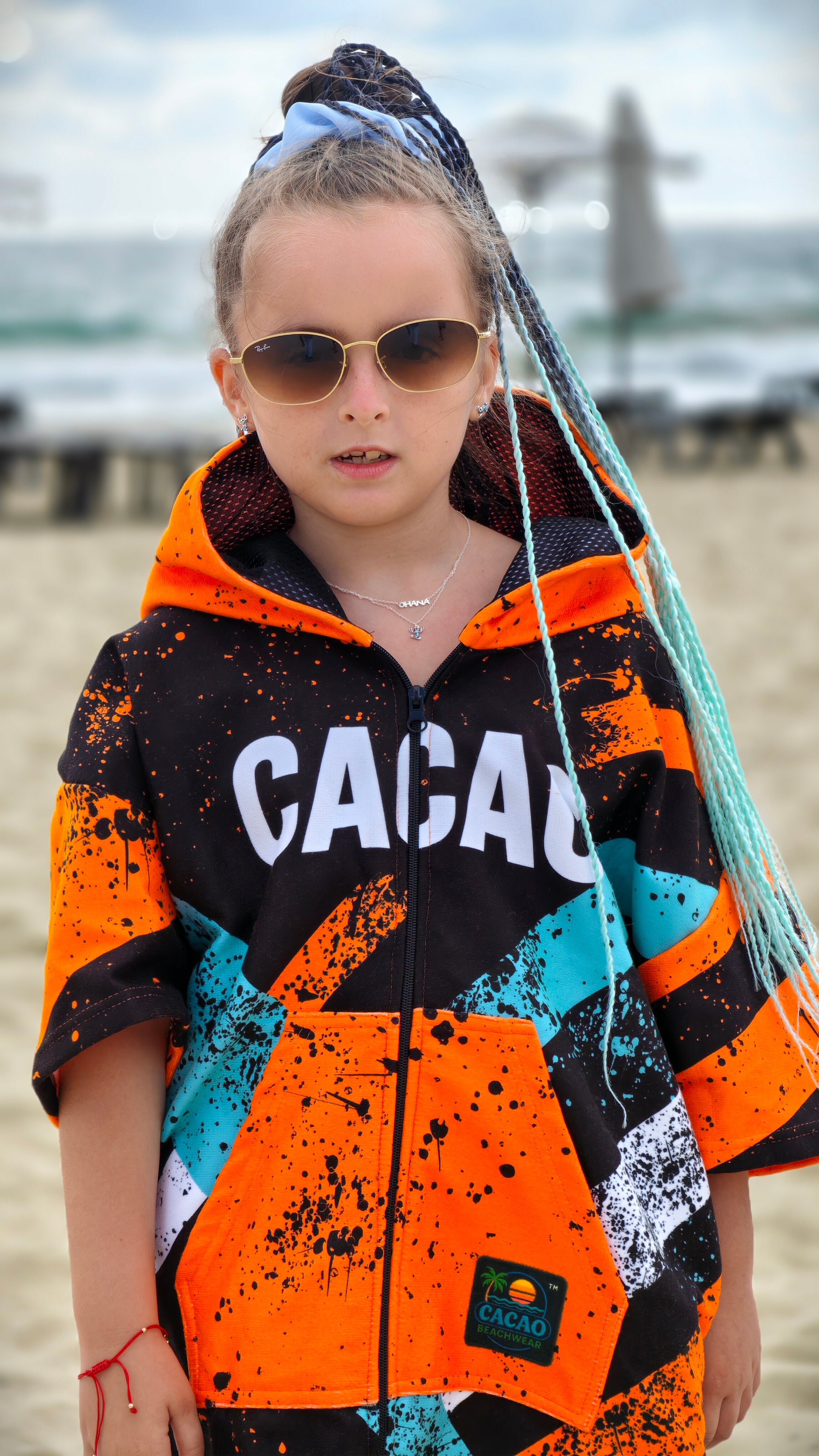 Blue Spirit children’s beach poncho towel for girls with hood, zipper and pockets – CACAO Beachwear™